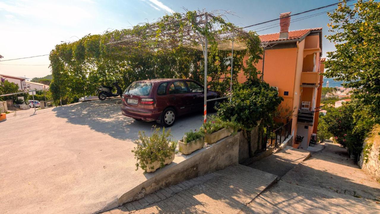 Eneja Apartment